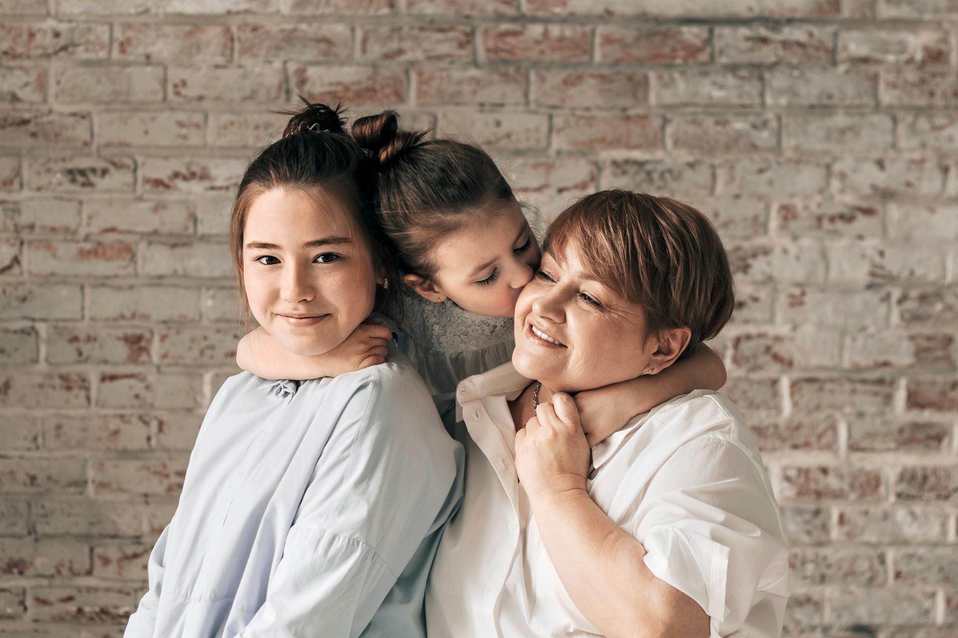 Red Flags in Your Lease: What to Watch for Before and After You Sign